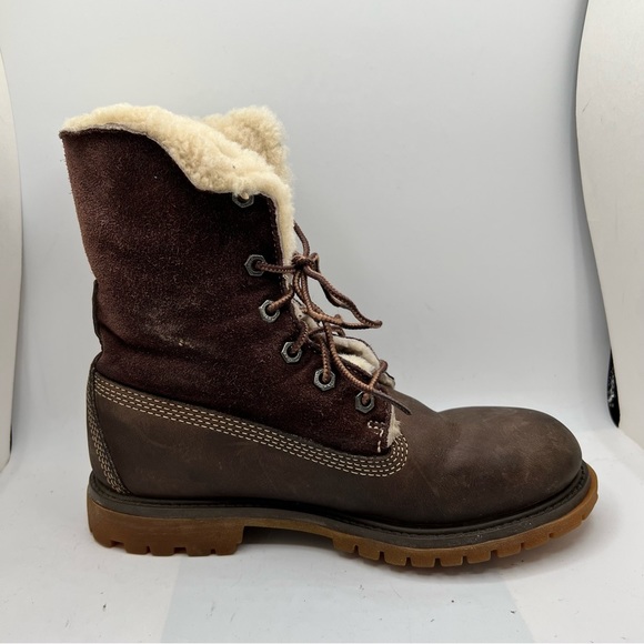 Timberland Womens Boots SZ 7 Brown Waterproof Fold Down Teddy Fleece. - Picture 4 of 12